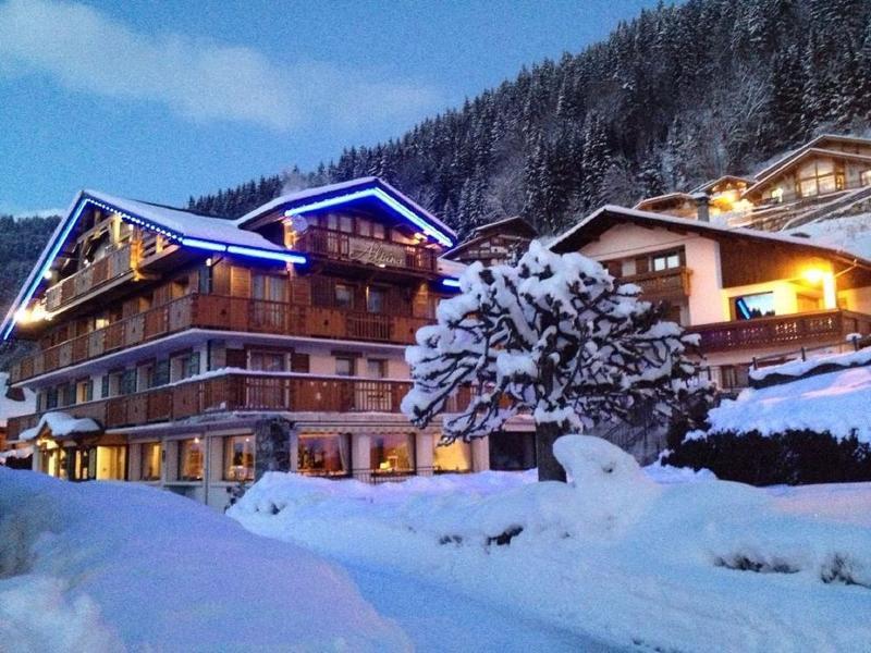 Hotel Alpina Морзин Экстерьер фото